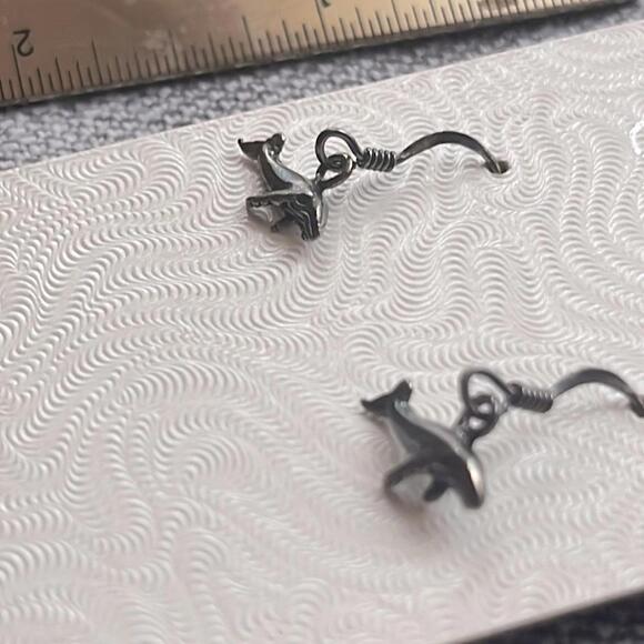Sterling Silver Whale Vintage-New Earrings - Picture 3 of 3